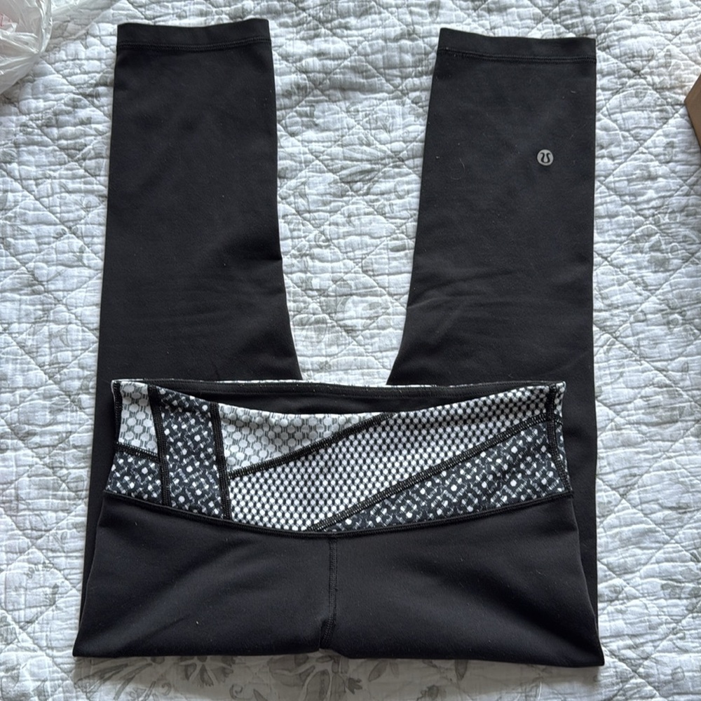 GUC Lululemon Wunder Under Crop III *Full-On LuonBlack/Dottie Eyelet White BLK - Picture 5 of 10